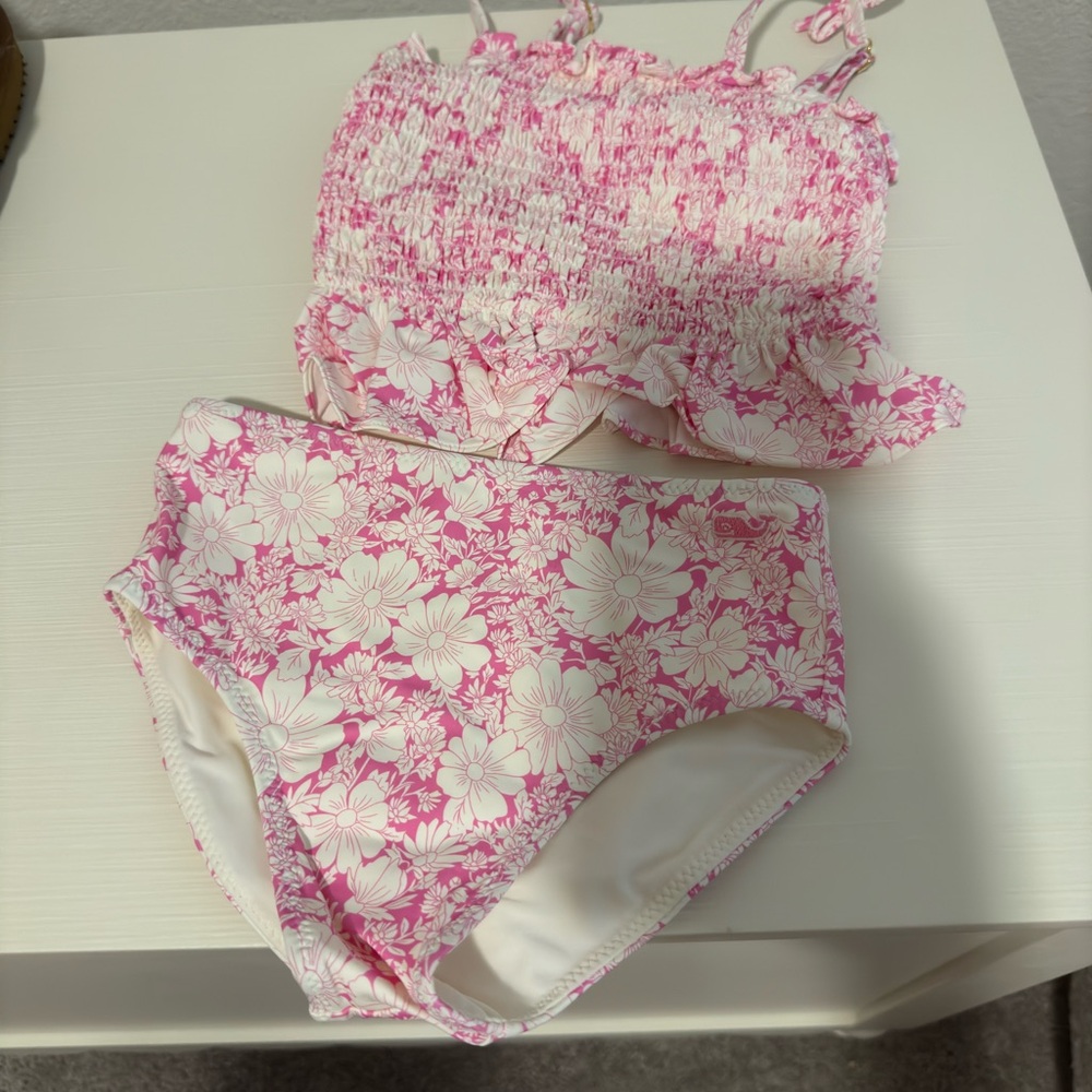 The vineyard vines swimsuit